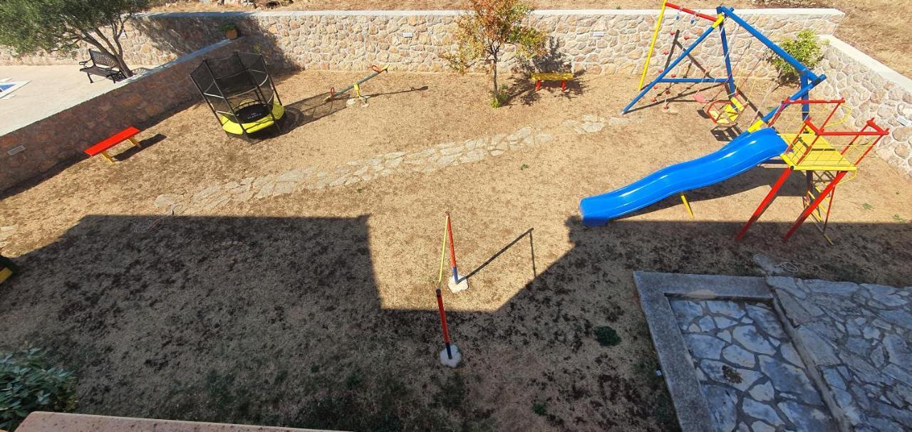 Apartments Kalac Posedarje Εξωτερικό φωτογραφία