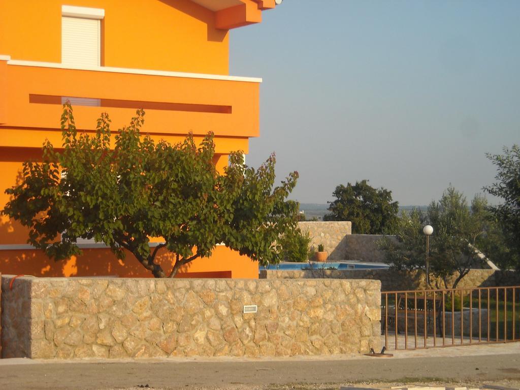 Apartments Kalac Posedarje Εξωτερικό φωτογραφία